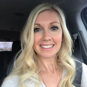 Meet your Posher, Carly